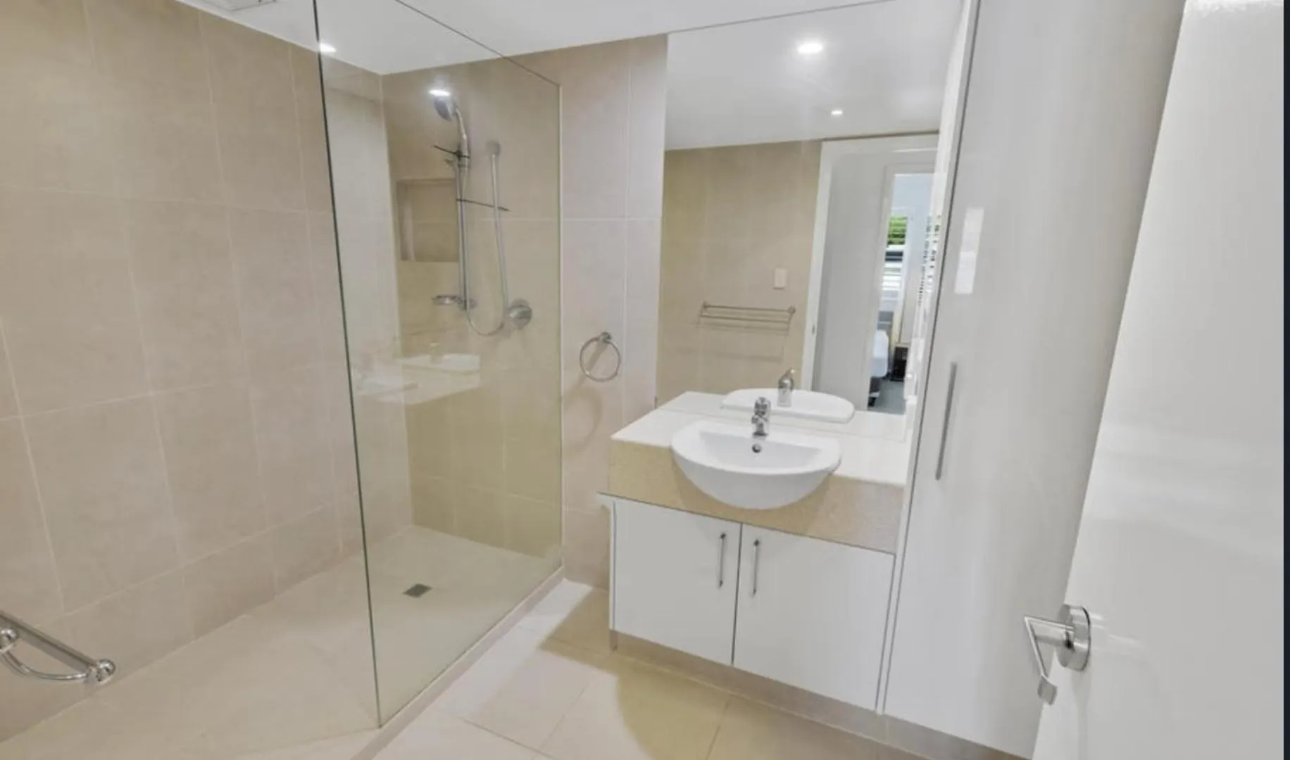 Alex Beach Apartment 알렉산드라헤드랜드 오스트레일리아