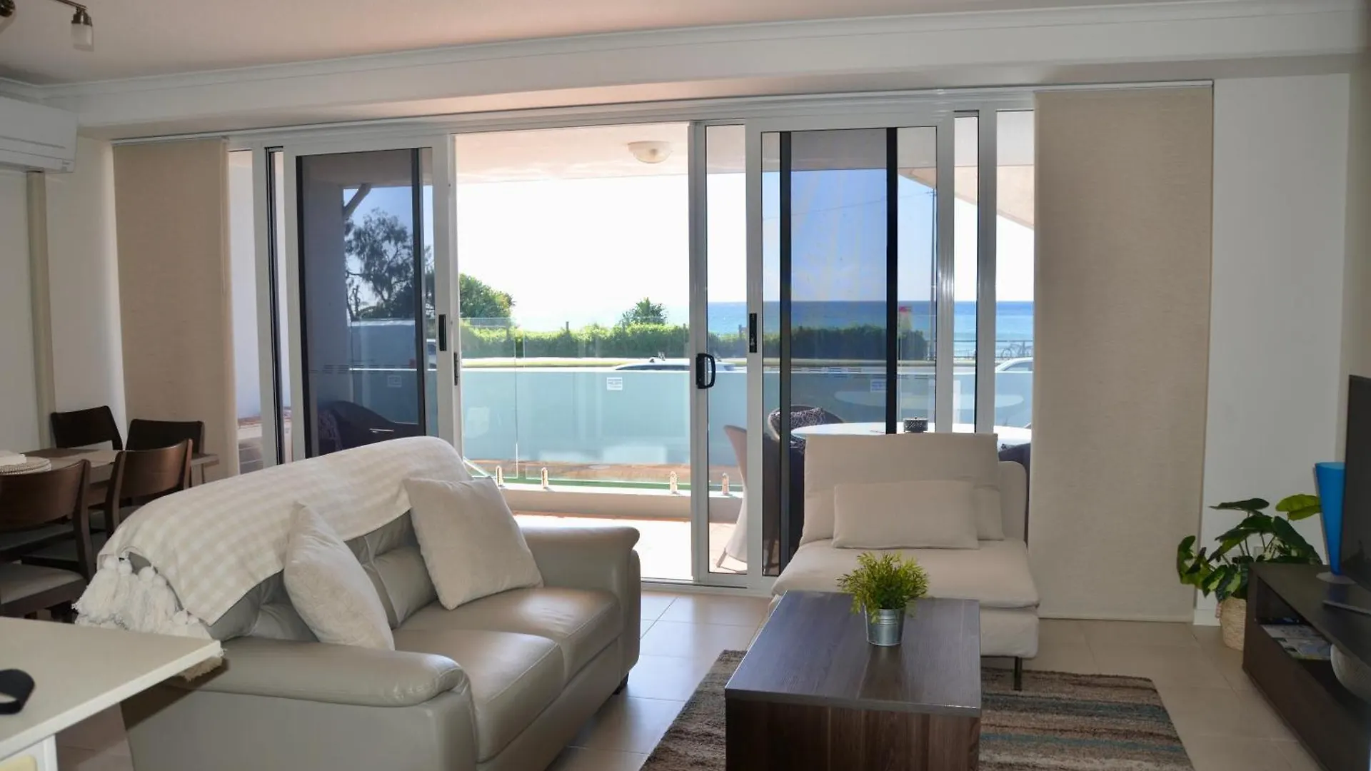 Alex Beach Apartment 알렉산드라헤드랜드