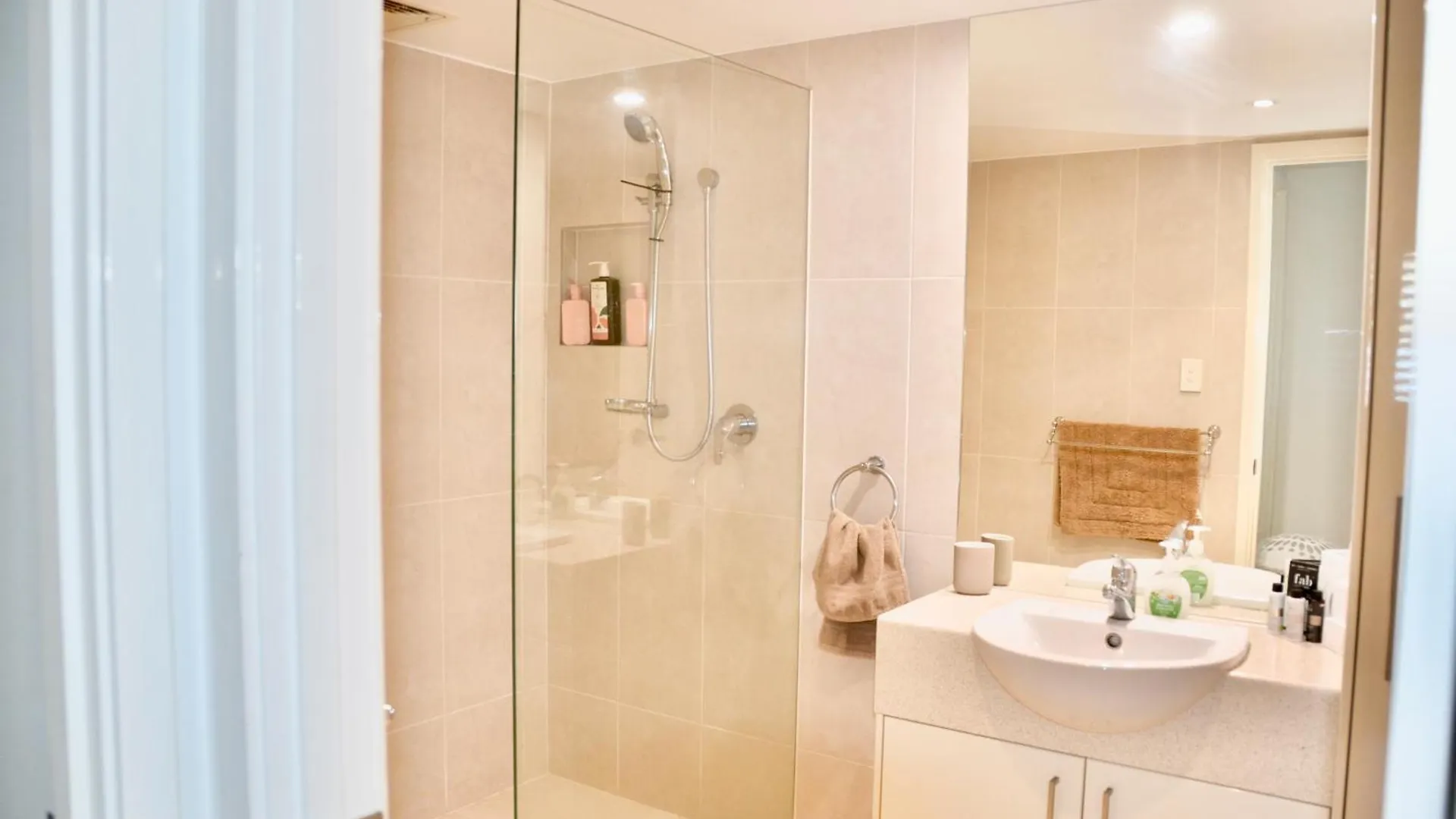 Alex Beach Apartment 알렉산드라헤드랜드